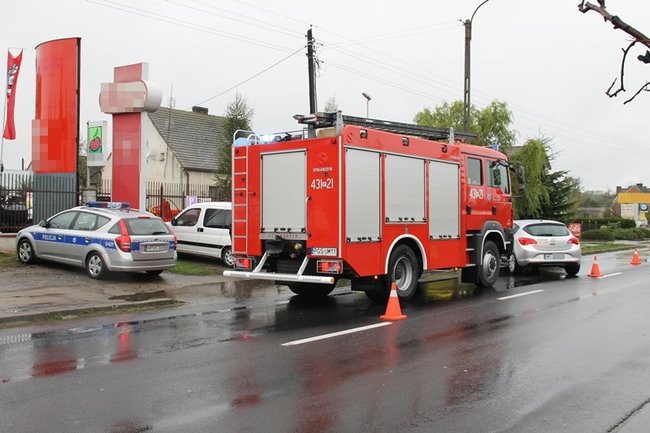  Nie zauważył słupa - zdjęcia
