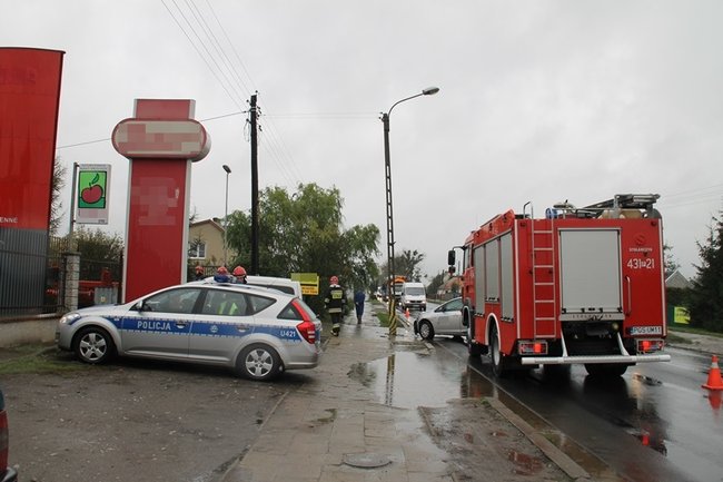  Nie zauważył słupa - zdjęcia