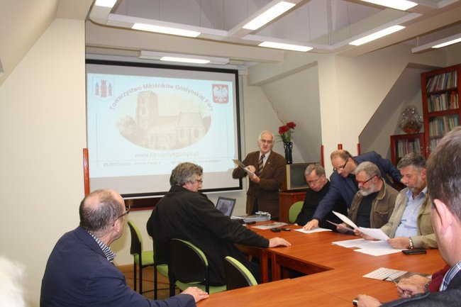 Do nabycia za 10 zł - zdjęcia