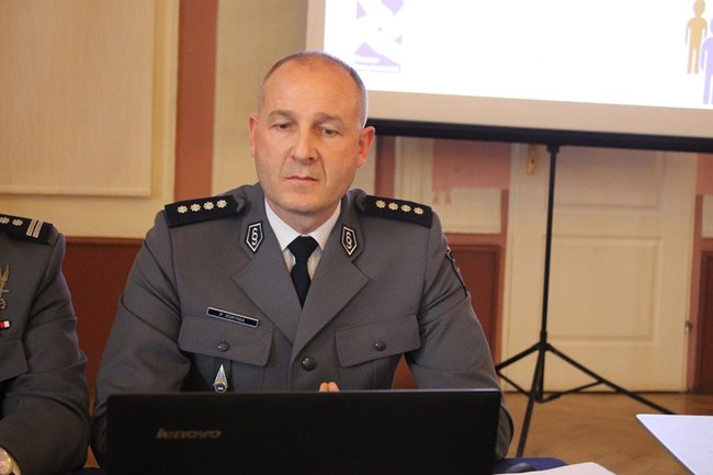 Tłumaczyli się przed mieszkańcami - zdjęcia