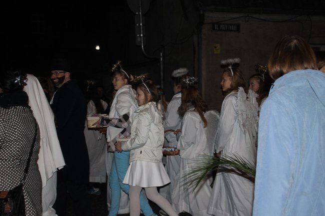 Święci zamiast wampirów - zdjęcia