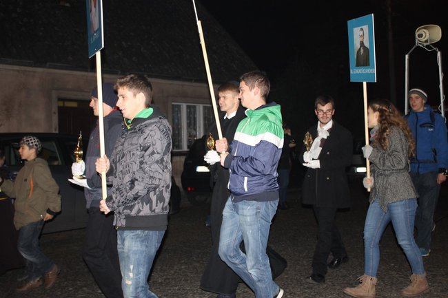 Święci zamiast wampirów - zdjęcia