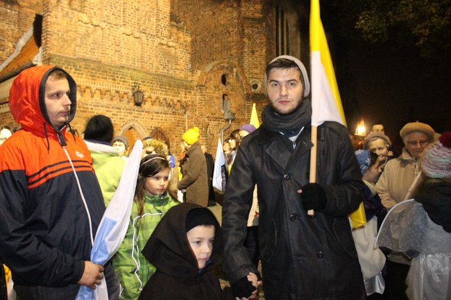 Święci zamiast wampirów - zdjęcia