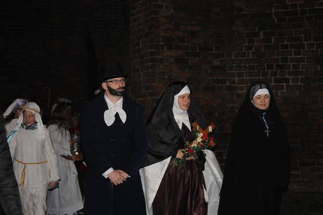 Święci zamiast wampirów - zdjęcia