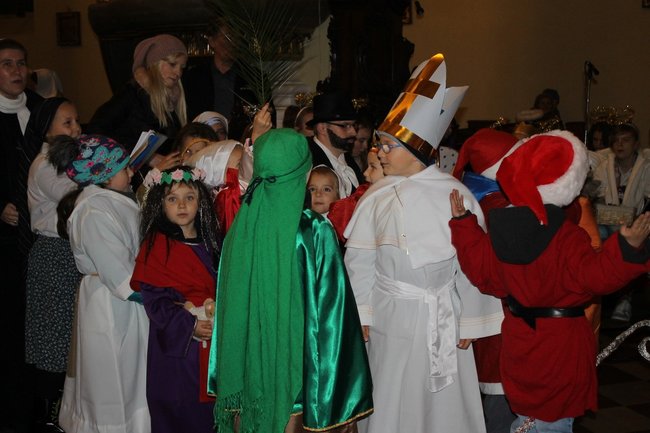 Święci zamiast wampirów - zdjęcia