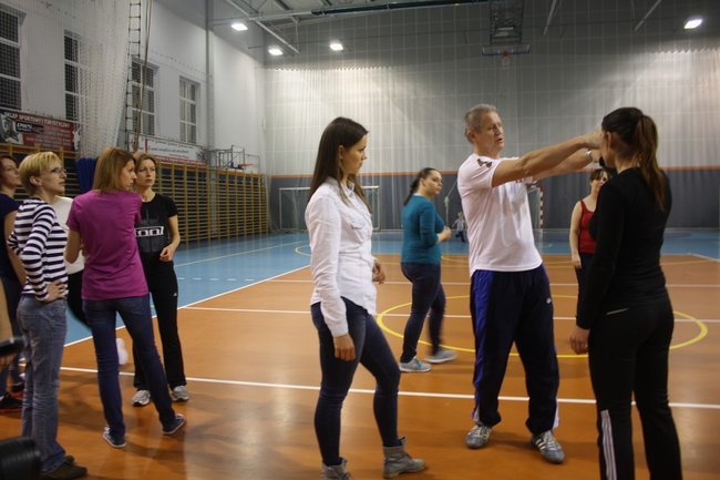 Kobieto, bądź bezpieczna! - zdjęcia