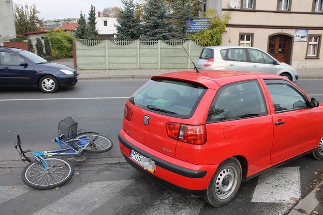 Wprost pod koła seata - zdjęcia