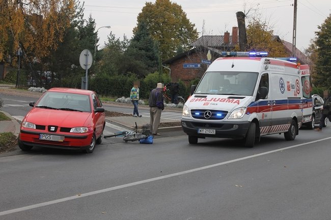 Wprost pod koła seata - zdjęcia