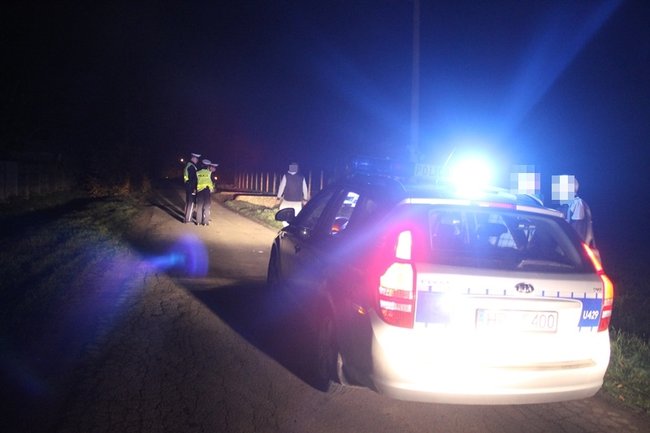 Mężczyzna został ciężko ranny - zdjęcia