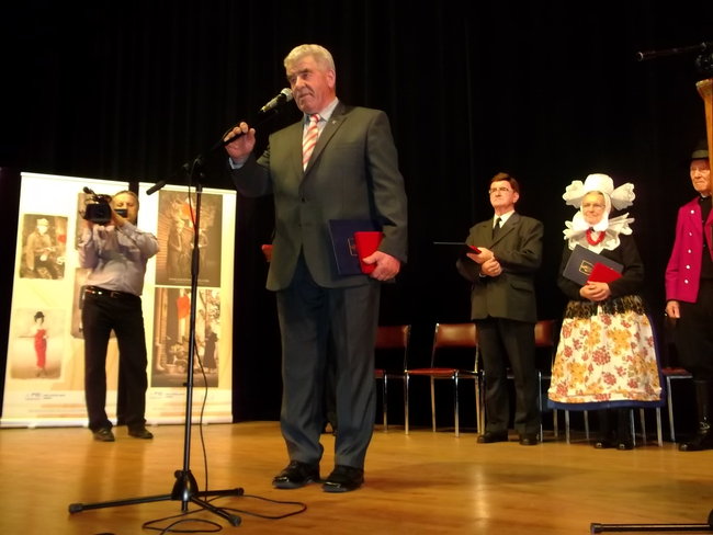 Nagrodzili zasłużonych - zdjęcia