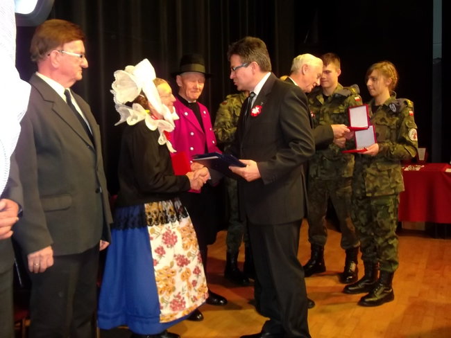 Nagrodzili zasłużonych - zdjęcia