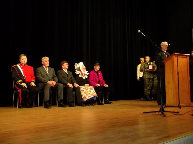 Nagrodzili zasłużonych - zdjęcia