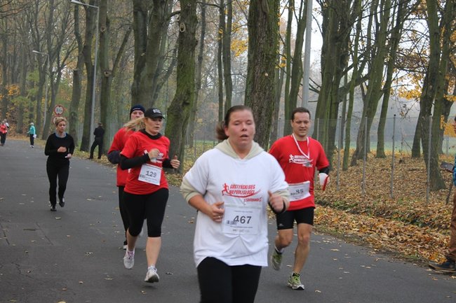 Sportowo-patriotyczna impreza - zdjęcia