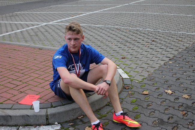 Sportowo-patriotyczna impreza - zdjęcia