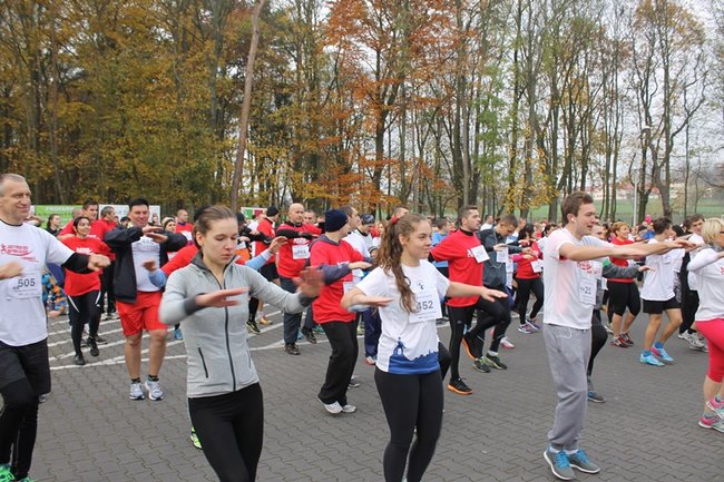 Sportowo-patriotyczna impreza - zdjęcia