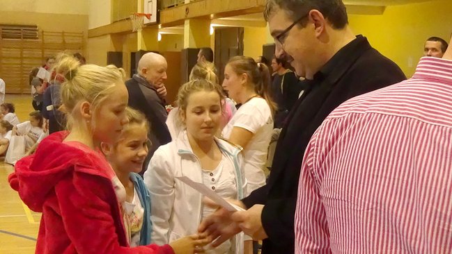 Słowa uznania dla młodych siatkarek