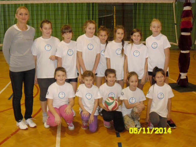 Słowa uznania dla młodych siatkarek