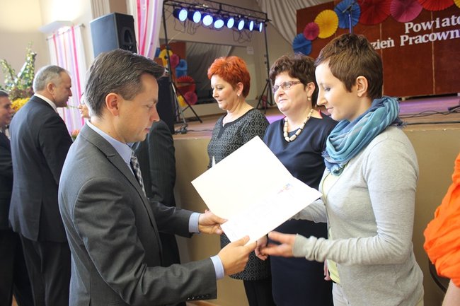 Niosą ze sobą nadzieję - zdjęcia