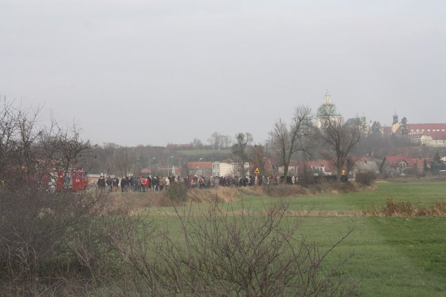 Biskup odsłonił tablicę - zdjęcia