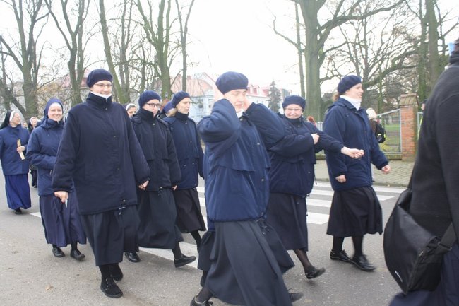 Biskup odsłonił tablicę - zdjęcia
