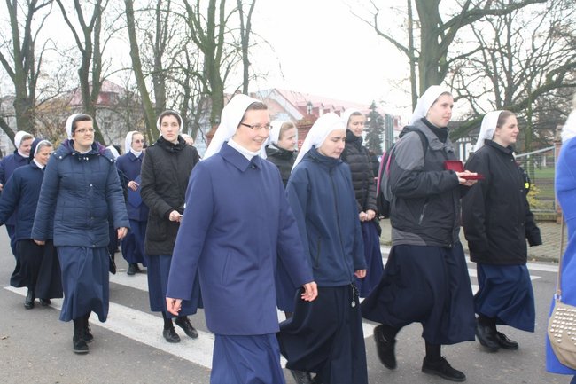 Biskup odsłonił tablicę - zdjęcia