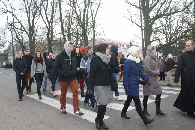 Biskup odsłonił tablicę - zdjęcia