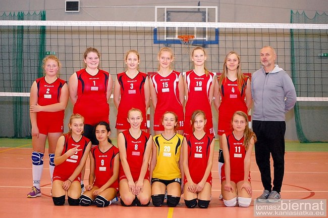 Młodziczki Kaniasiatki w półfinałach - zdjęcia