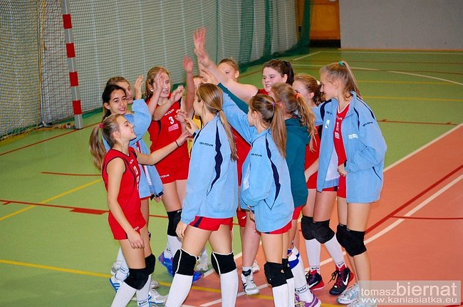 Młodziczki Kaniasiatki w półfinałach - zdjęcia