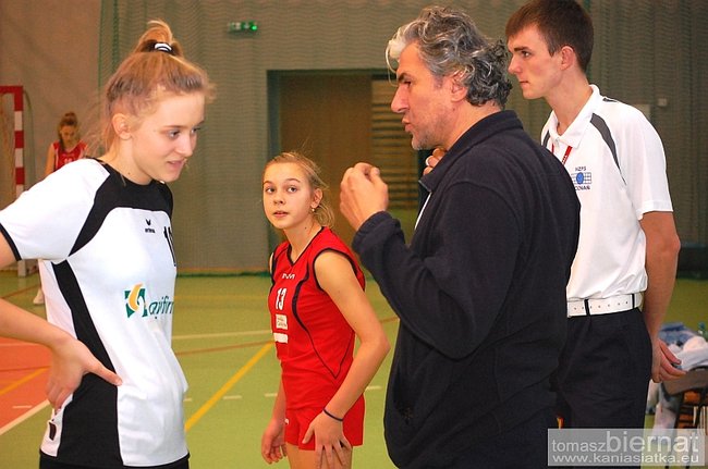 Młodziczki Kaniasiatki w półfinałach - zdjęcia