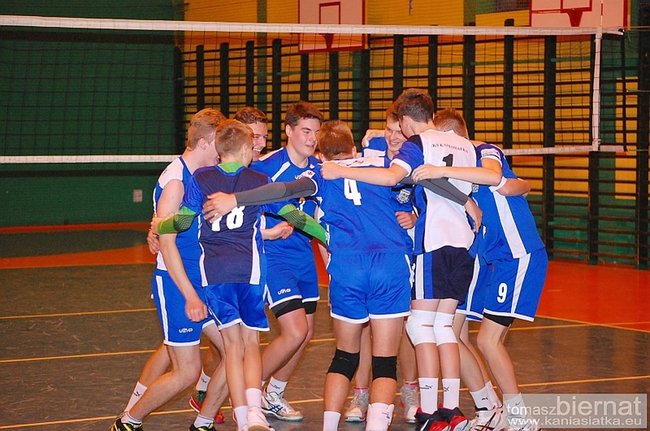 Kolejna wygrana Kadetów - zdjęcia