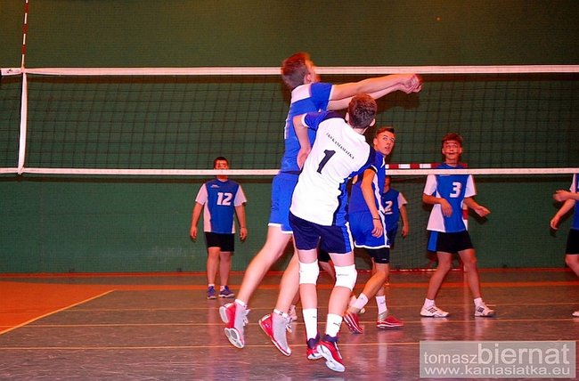 Kolejna wygrana Kadetów - zdjęcia