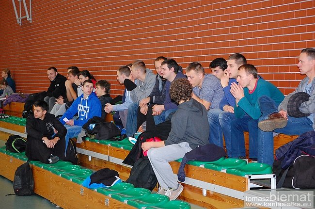 Wygrana i awans Zrywu - zdjęcia