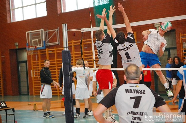 Wygrana i awans Zrywu - zdjęcia