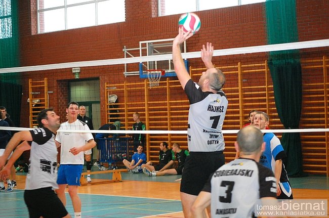 Wygrana i awans Zrywu - zdjęcia