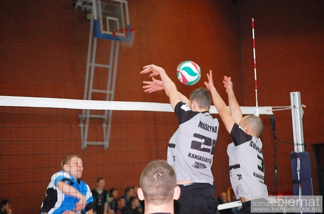 Wygrana i awans Zrywu - zdjęcia