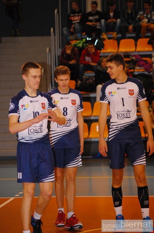 Bolesna porażka Kadetów - zdjęcia