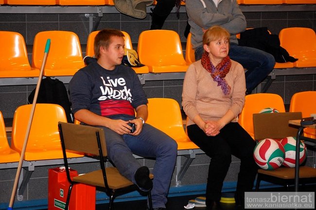 Bolesna porażka Kadetów - zdjęcia