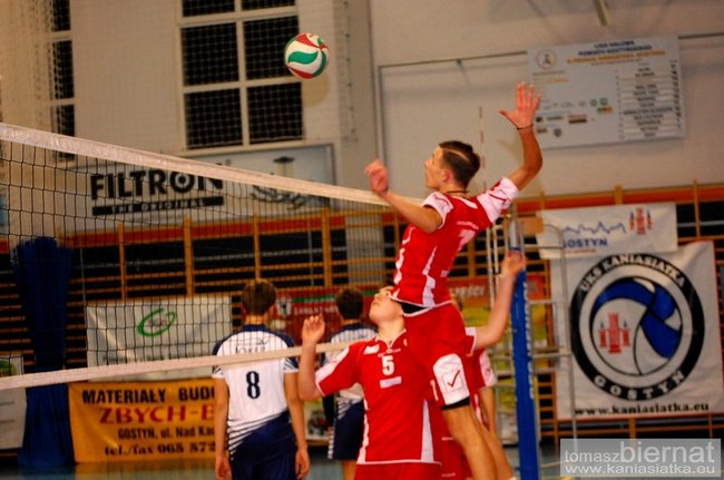 Bolesna porażka Kadetów - zdjęcia