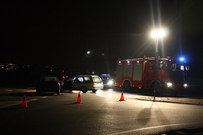 Zderzyły się trzy samochody - zdjęcia