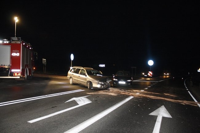 Zderzyły się trzy samochody - zdjęcia