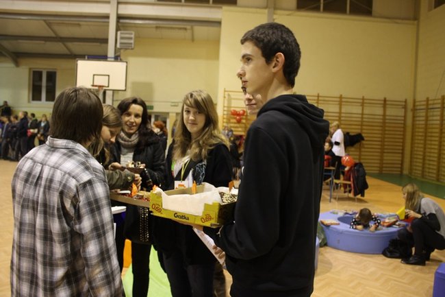 Dziękowała ze łzami w oczach - zdjęcia