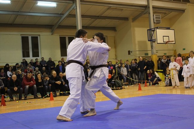 Dziękowała ze łzami w oczach - zdjęcia