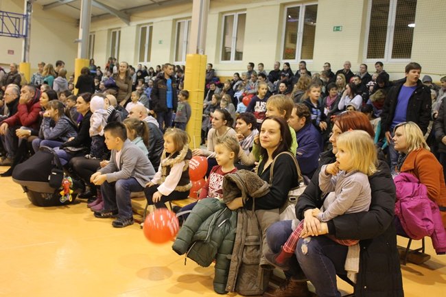 Dziękowała ze łzami w oczach - zdjęcia