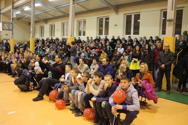 Dziękowała ze łzami w oczach - zdjęcia