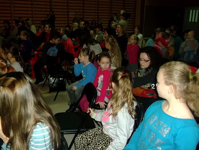 Wyjątkowy spektakl - zdjęcia