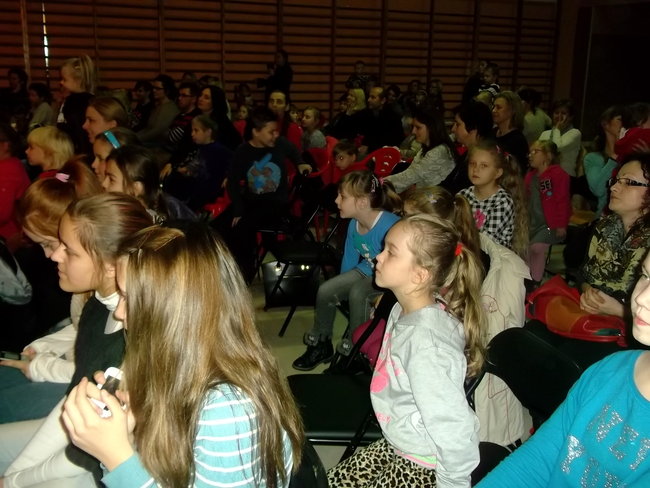 Wyjątkowy spektakl - zdjęcia