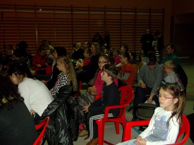 Wyjątkowy spektakl - zdjęcia