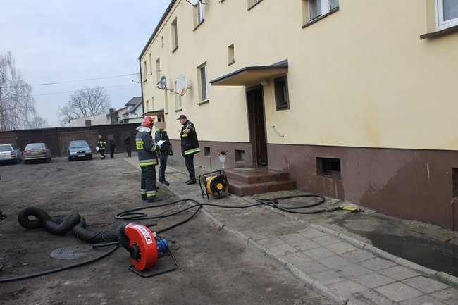 W pośpiechu opuszczali mieszkania - zdjęcia