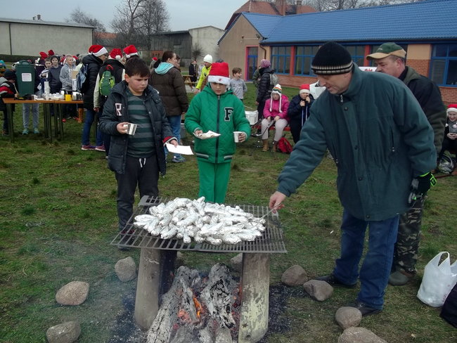 Mikołajkowy Nordic Walking - zdjęcia