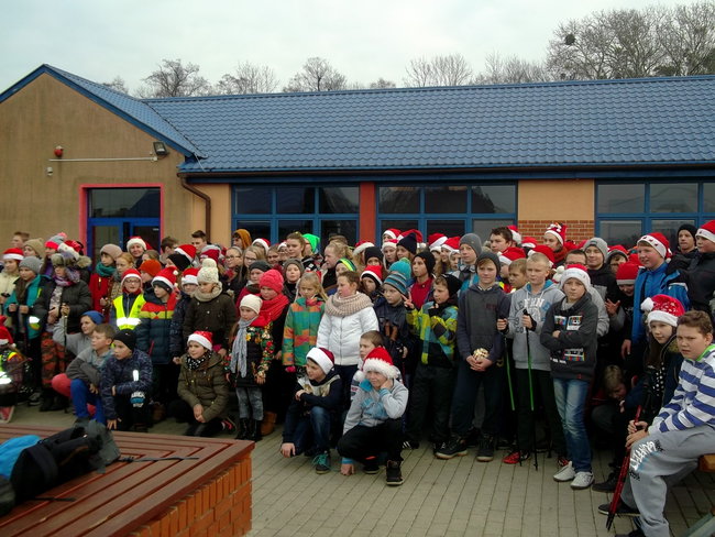 Mikołajkowy Nordic Walking - zdjęcia